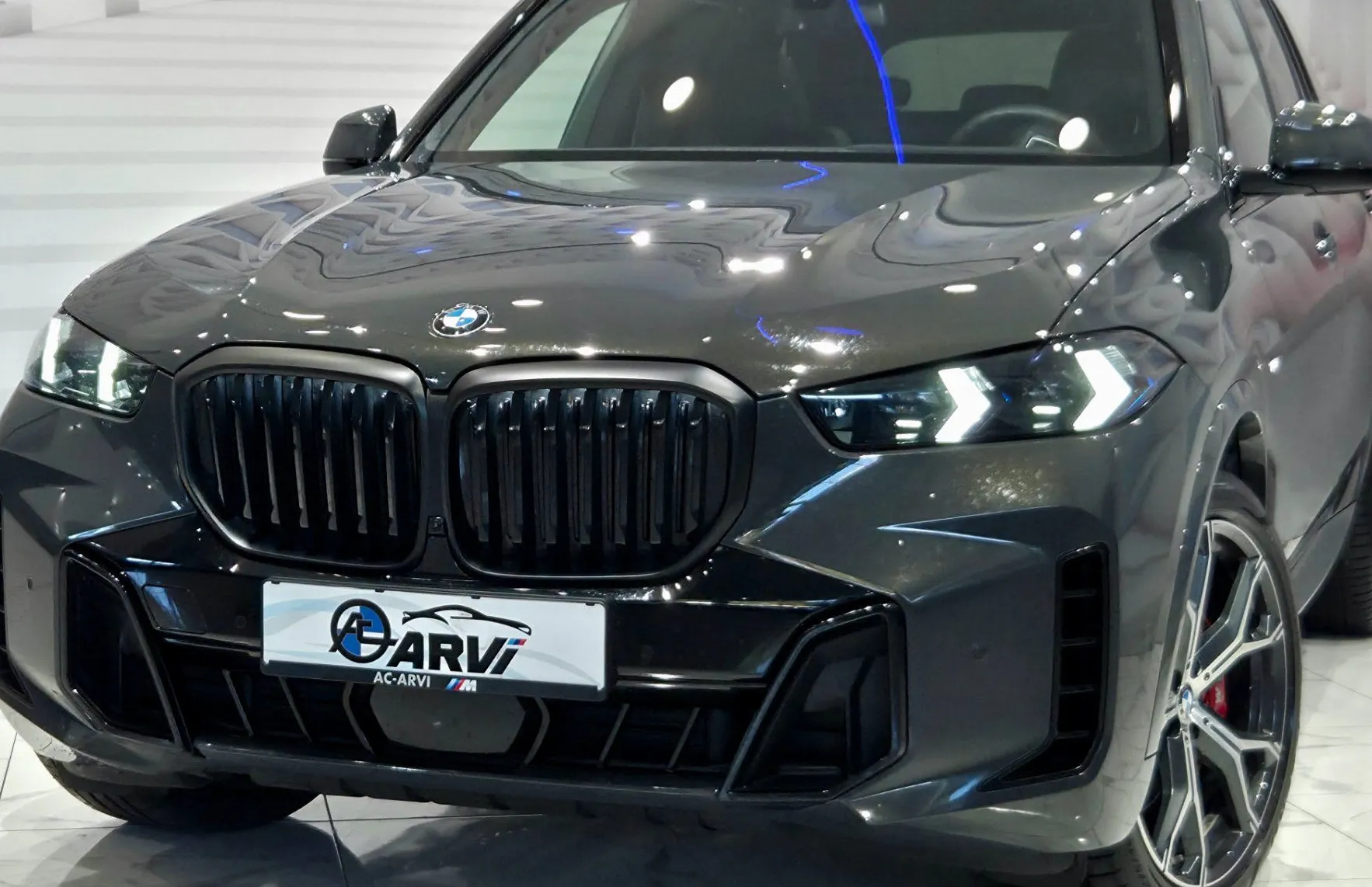 Zunanja slika - BMW X5 - serija : xDrive30d Avt-M.SPORT PRO-ZRAČ-RADAR-PANO - 3