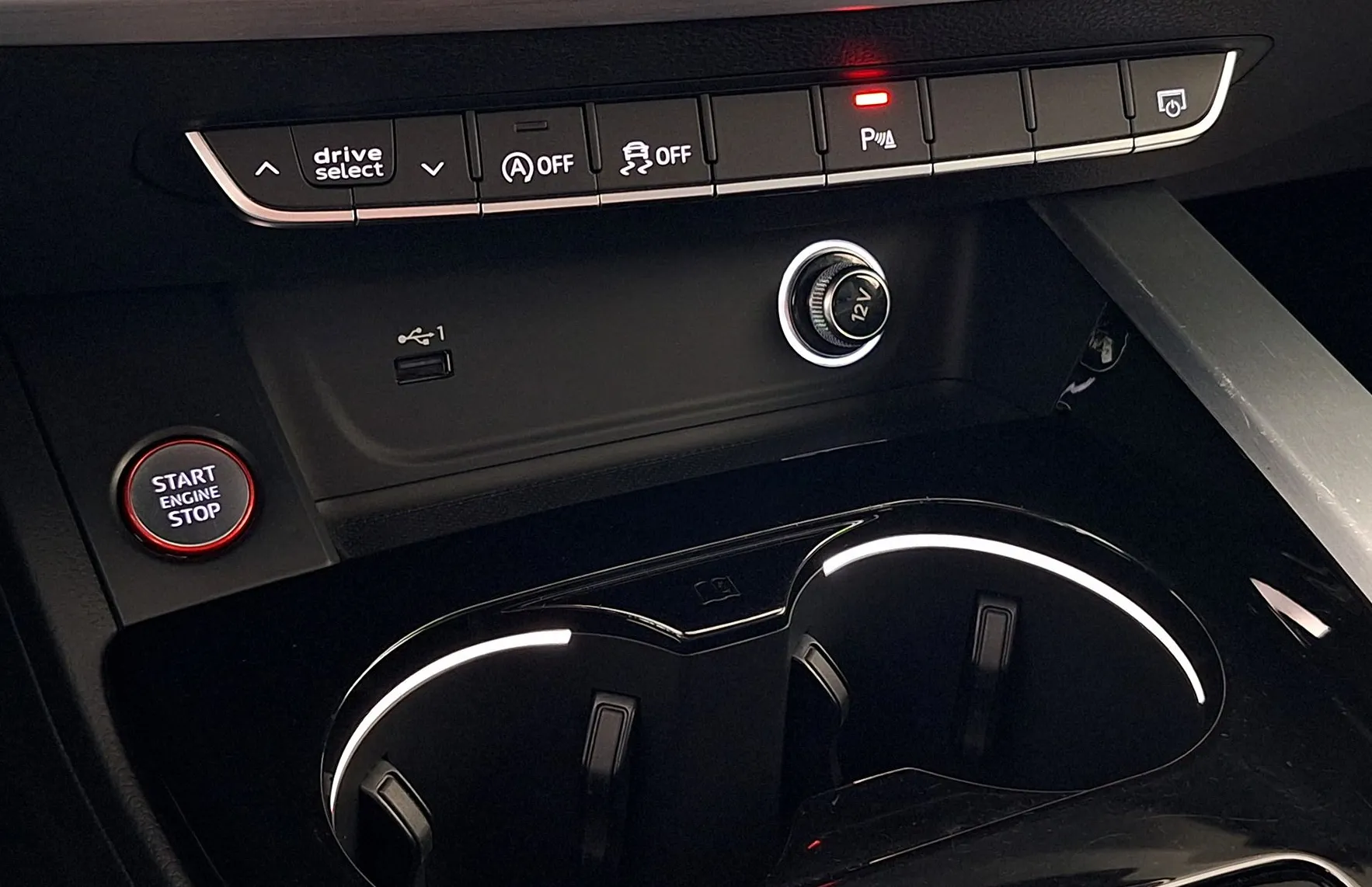 Zunanja slika - Audi S4 - Avant 3.0 TDI Quattro •MATRIX•ACC•SIDE ASSIST• - 17