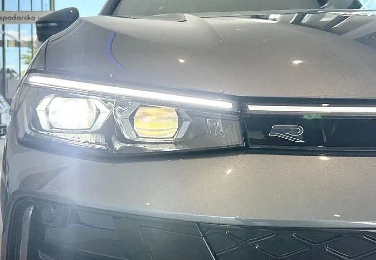 Zunanja slika - Volkswagen Passat - Variant 2.0 TDI R-LINE 4JOY DSG 4M - NA ZALOGI - 2
