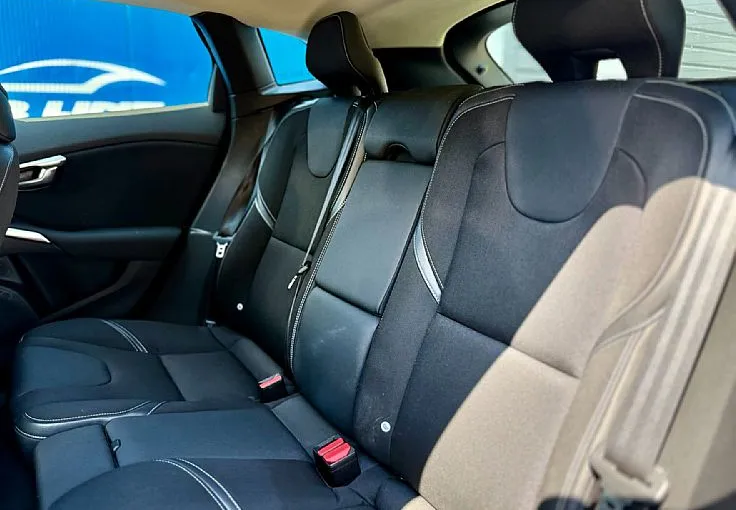 Zunanja slika - Volvo V40 - D2 Business | LED | Navi. | Tempo. | Park senzor | - 11