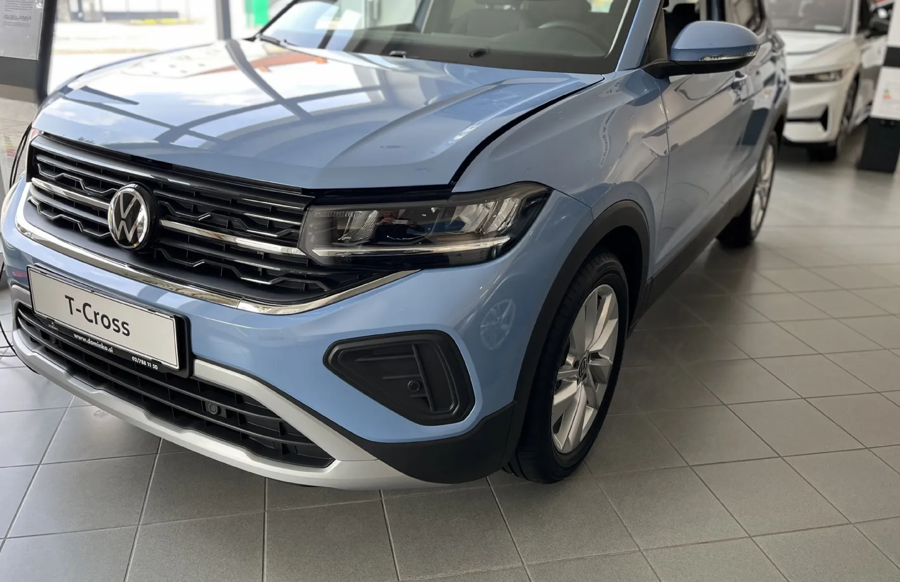Zunanja slika - Volkswagen T-Cross - 1.0 TSI 4ALL 85  115 - 1