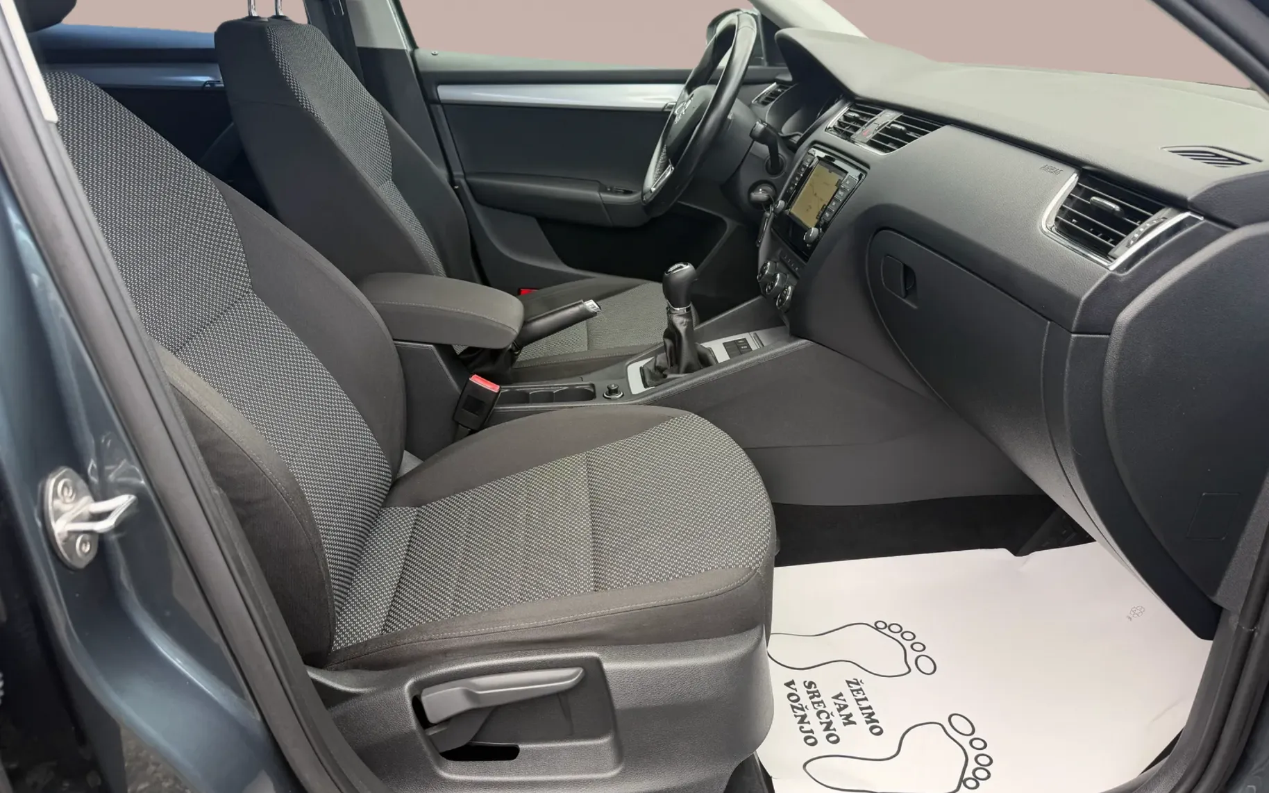 Zunanja slika - Škoda Octavia - Combi 2,0 TDI L&K - 11