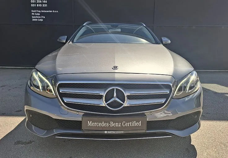 Zunanja slika - Mercedes-Benz E-Razred - E 220 d 4MATIC Avantgarde Avt. - 2
