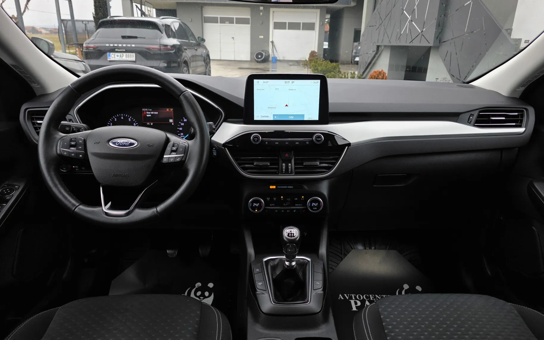Zunanja slika - Ford Kuga - 1,5 EcoBoost Titanium - 9