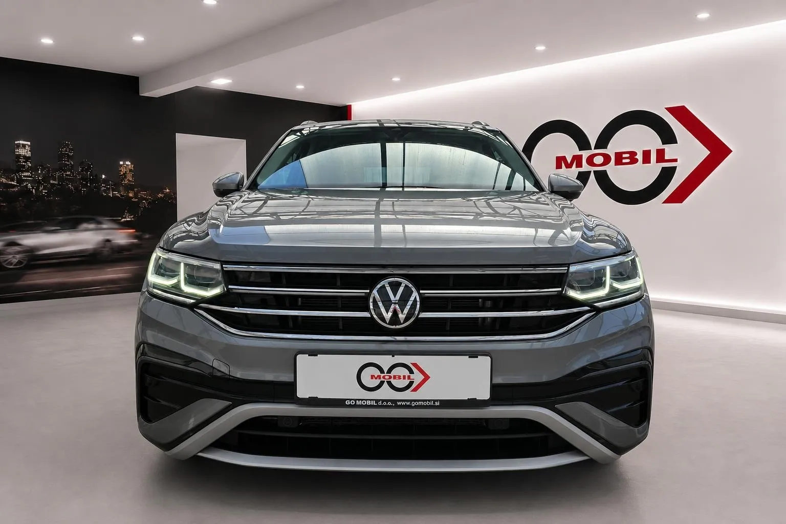 Zunanja slika - Volkswagen Tiguan Allspace - 4motion 2.0 TDI Elegance DSG - Matrix.pano.kamera - 2