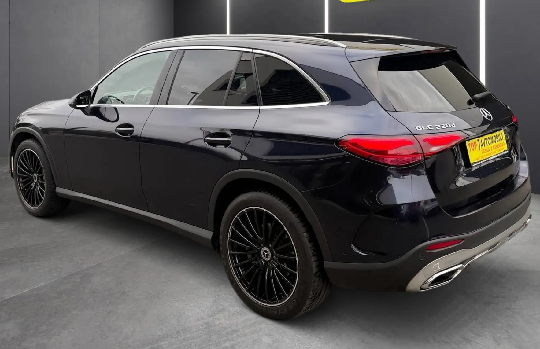 Zunanja slika - Mercedes-Benz GLC-Razred - GLC 220 d 4MATIC AMG LINE KAMERA PDC NAVI LED - 4