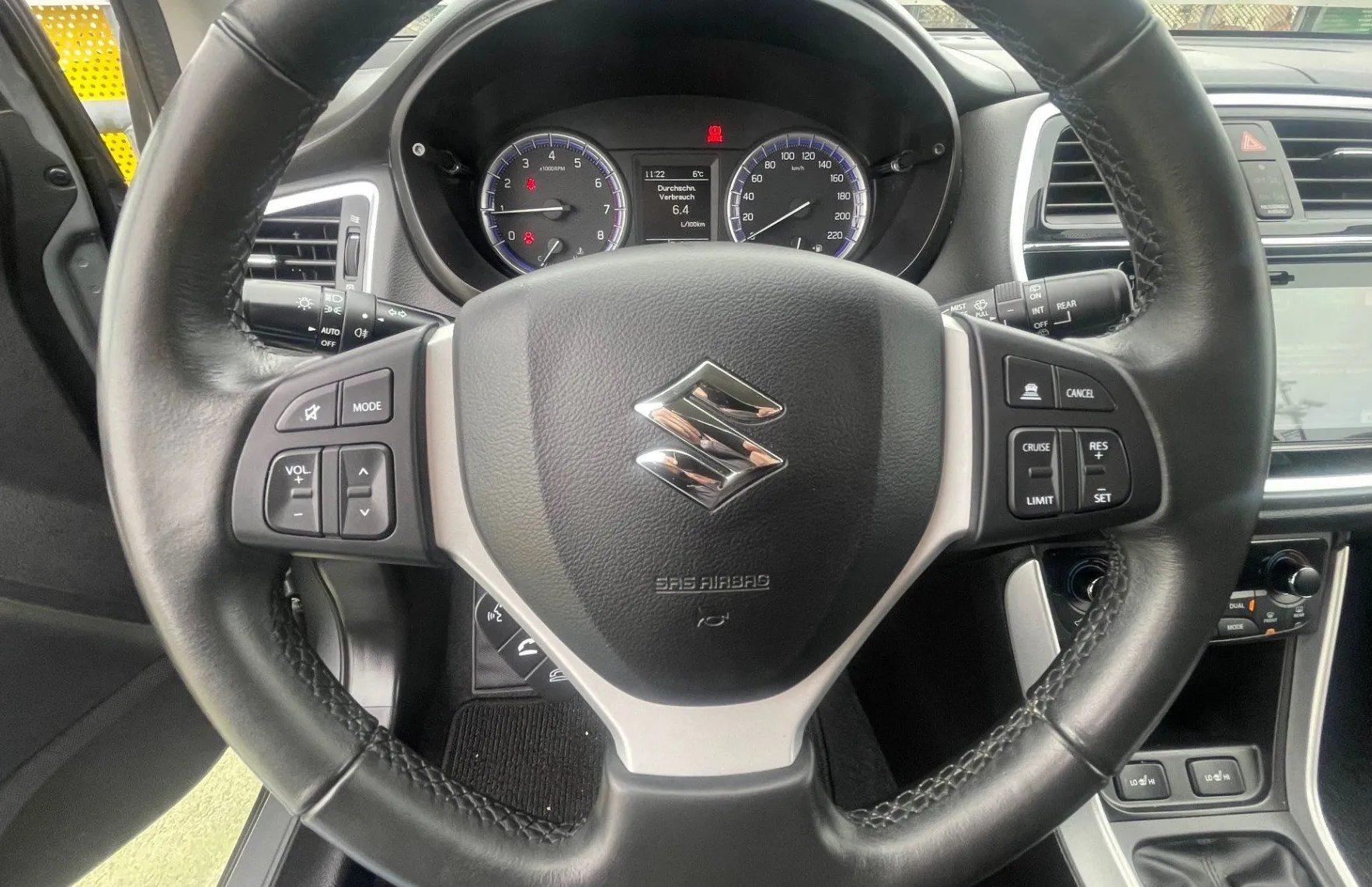 Zunanja slika - Suzuki SX4 S-Cross - 1.4 BOOSTERJET HYBRID  ALLGRIP.NEMŠKI.KAMERA.LED.. - 14