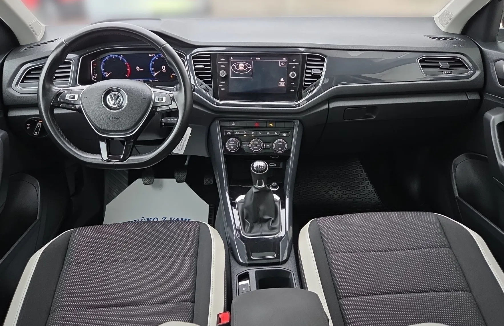 Zunanja slika - VW T-Roc - 1.5 TSI ACT Sport 110  150 - 10
