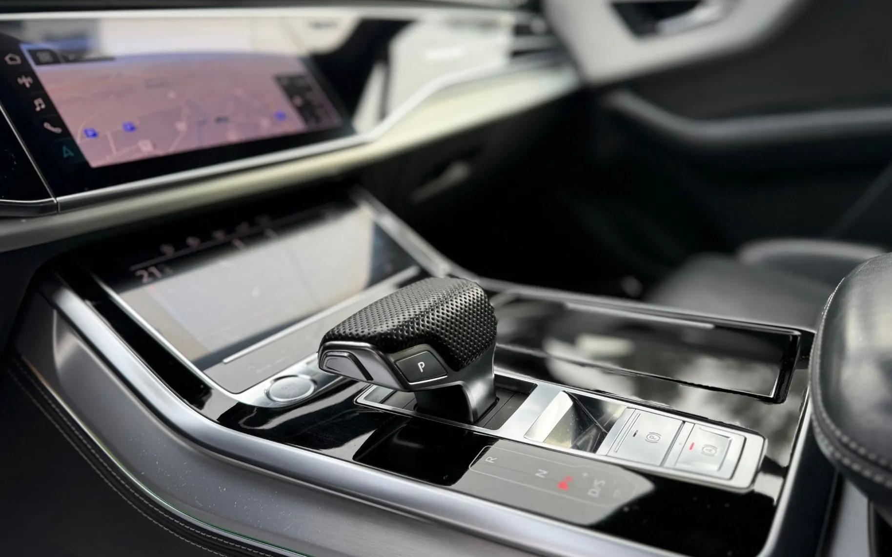 Zunanja slika - Audi Q8 - 50 TDI Quattro 3xS-LiNE HD MATRIX ACC 360KAM ALU22 - 19