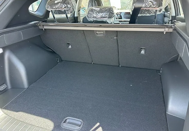 Zunanja slika - Hyundai Tucson - 1.6T T-GDI°°Kamera°°Senzorji°°Navi°°Zimske pnevmat - 12
