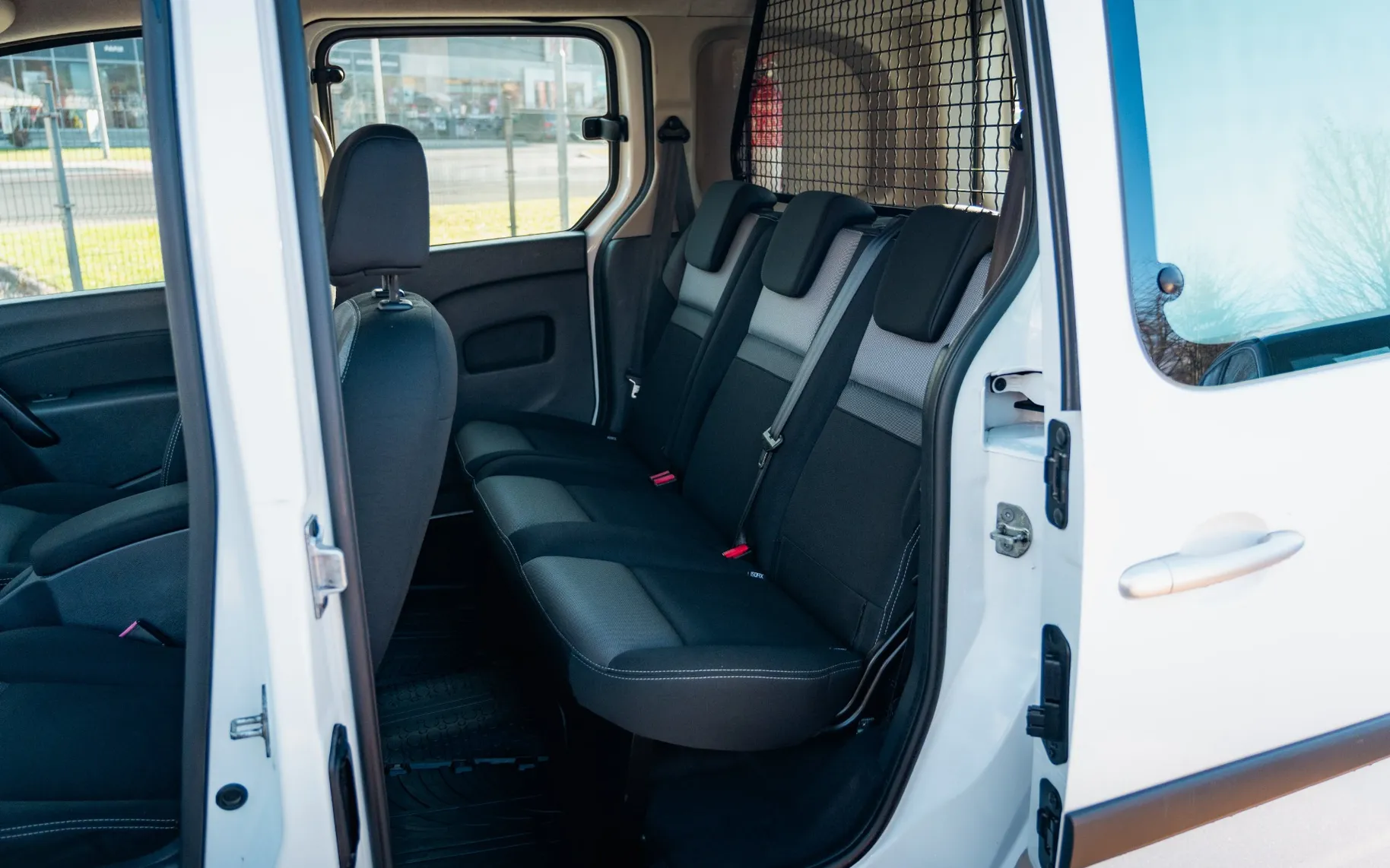 Zunanja slika - Renault Kangoo - Confort Energy dCi 90 | TEMPOMAT | SLO - 8