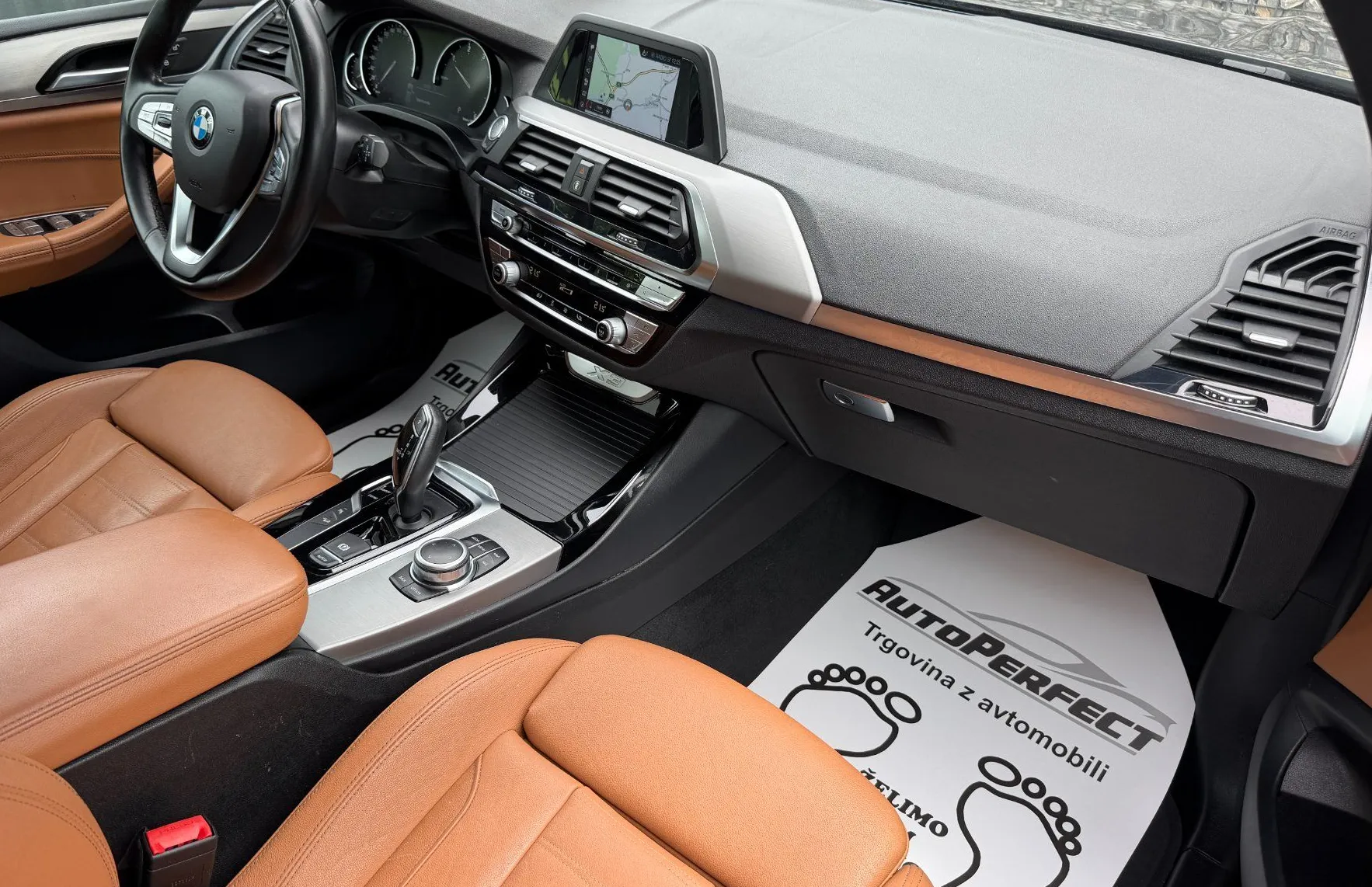 Zunanja slika - BMW X3 - serija : xDrive 20d xLine | Panorama | Usnje | FullLed - 11