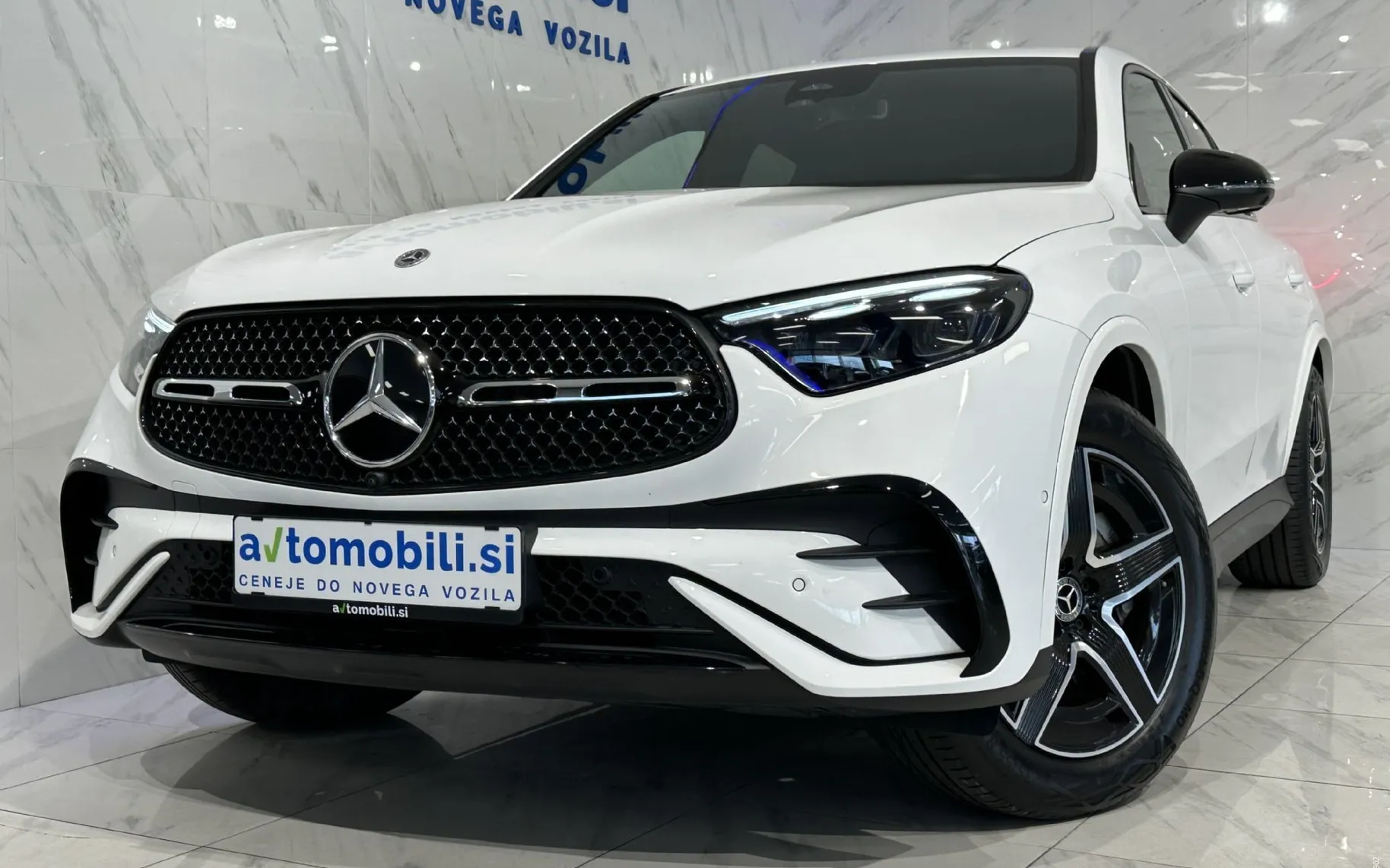 Zunanja slika - Mercedes-Benz GLC coupe - 200 |4M|AMG Line|ACC|DigitalL|360K|Memory|KeyGo|.. - 3