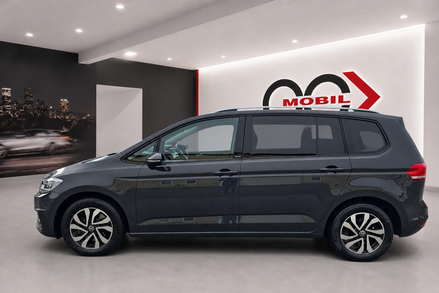 Notranja slika - Volkswagen Touran - 2.0 TDI Active DSG - LED.virtual.kamera.navi.asi.. - 8