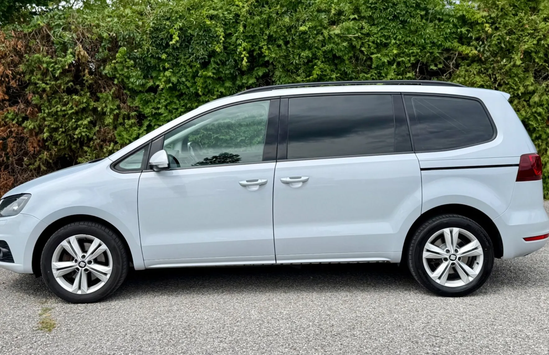 Zunanja slika - Seat Alhambra - 2.0 TDI Style Start Stop DSG WEBASTO XENON 1.LAST - 4