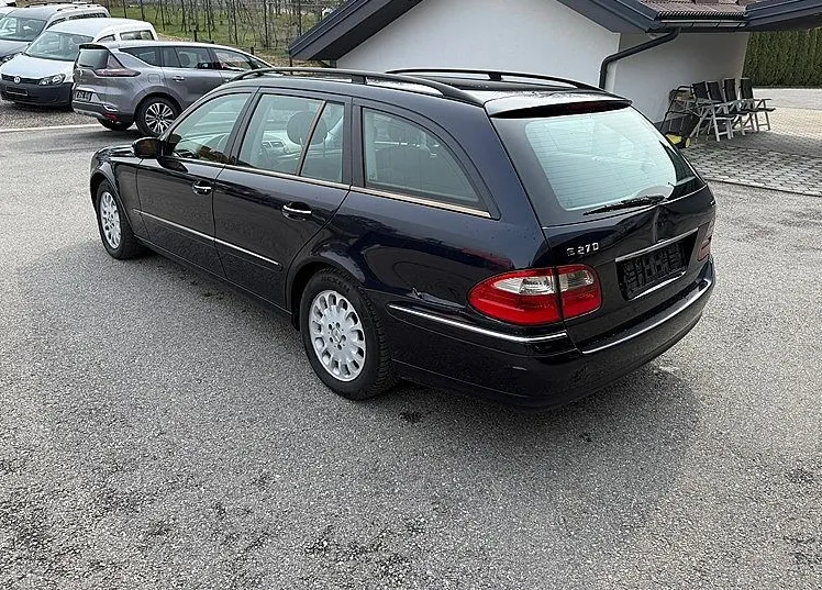 Zunanja slika - Mercedes-Benz E-Razred - E 270 CDI T ELEGANCE - NA OBROKE BRAZ POLOGA - - 3