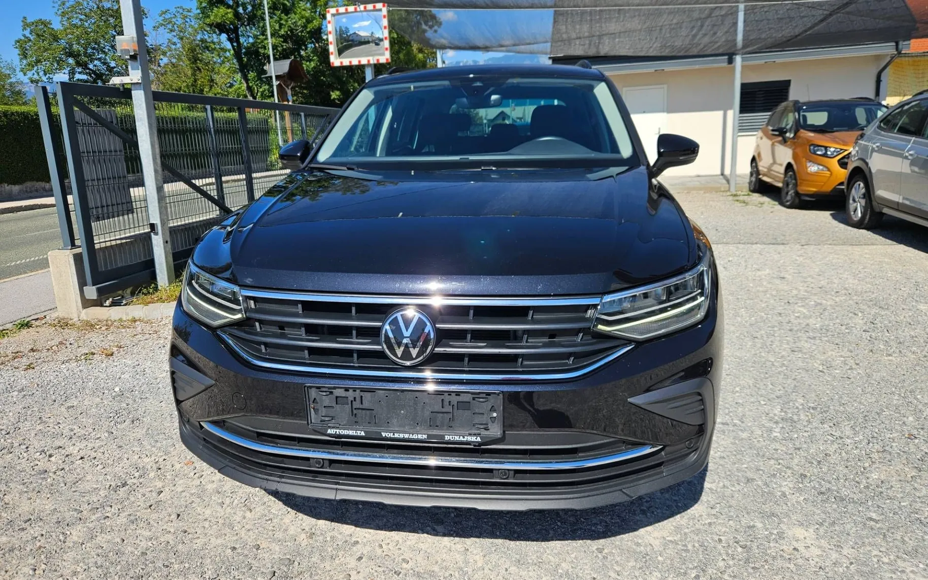 Notranja slika - Volkswagen Tiguan - 2.0 TDI BMT AVT. 1.LASTNIK SLO KAMERA VIRTUAL NA.. - 7