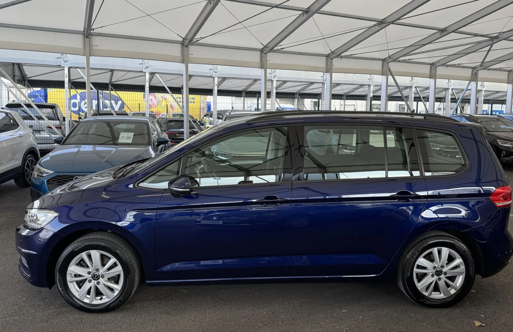 Zunanja slika - Volkswagen Touran - 1.5 TSI DSG Family 7 sedežev - 4