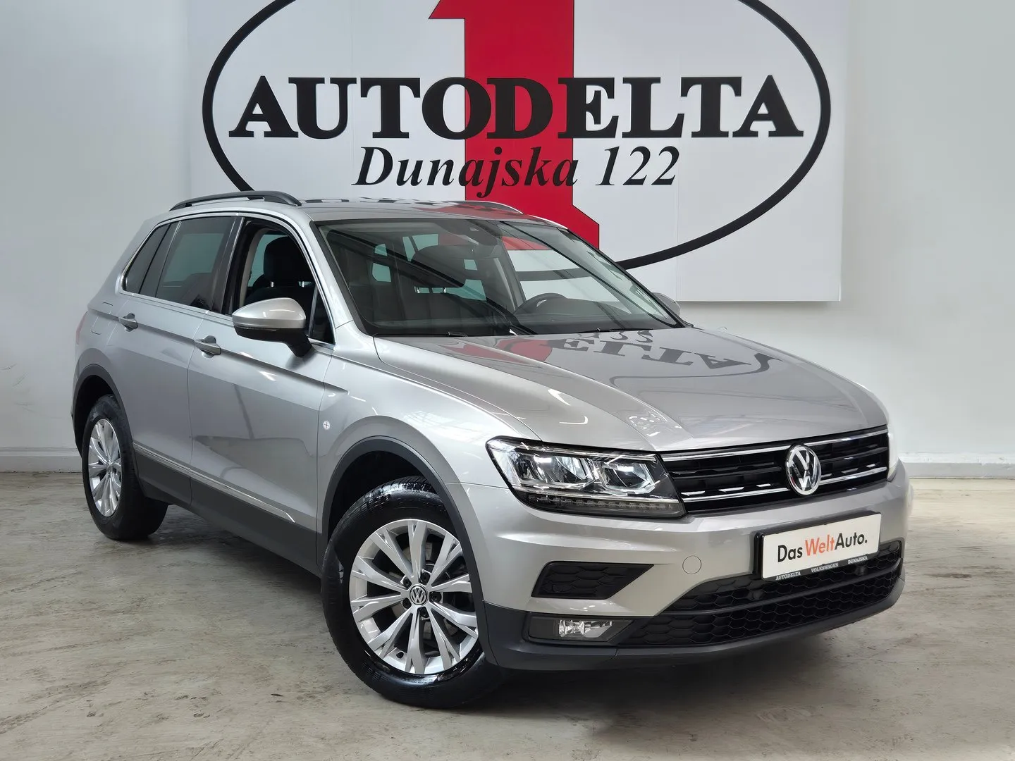 Zunanja slika - Volkswagen Tiguan - Comfort Edition 2.0 TDI SRC 4M - 2