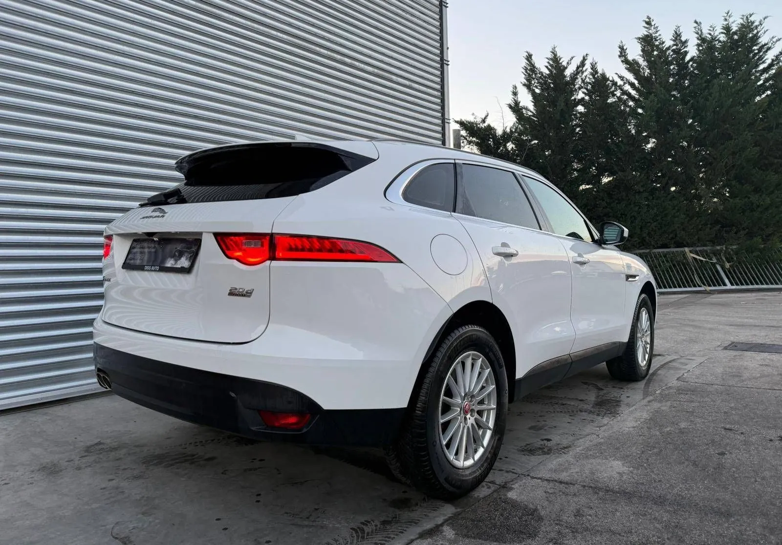 Zunanja slika - Jaguar F-Pace - 2.0 TD 180KM AWD avt... - 1