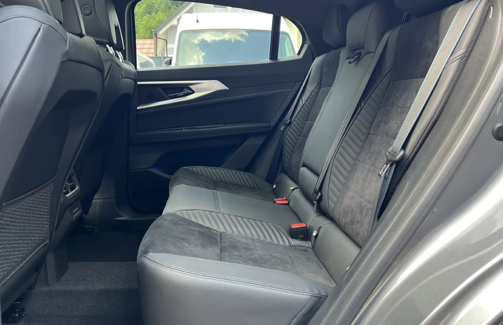 Zunanja slika - Renault Rafale - E-Tech full hybrid 200 esprit Alpine - 10