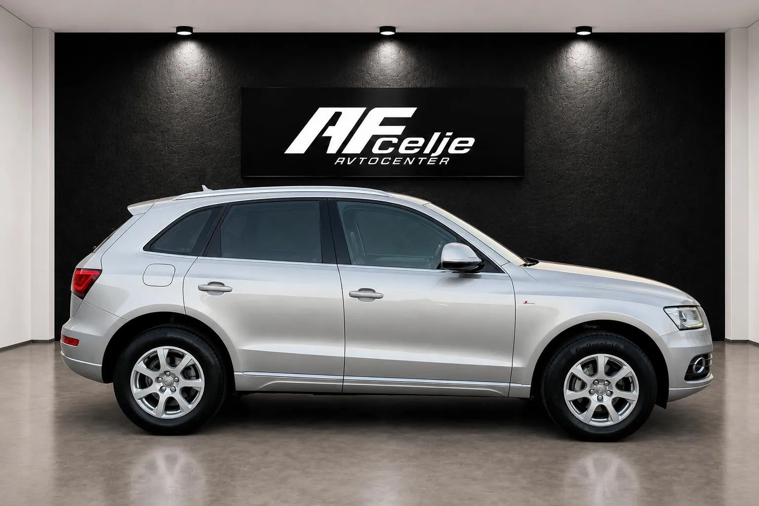 Zunanja slika - Audi Q5 - 2.0 TDI-Q-4X4-AUT-S LINE-ACC-168.000km-1 LASTNIK- - 4
