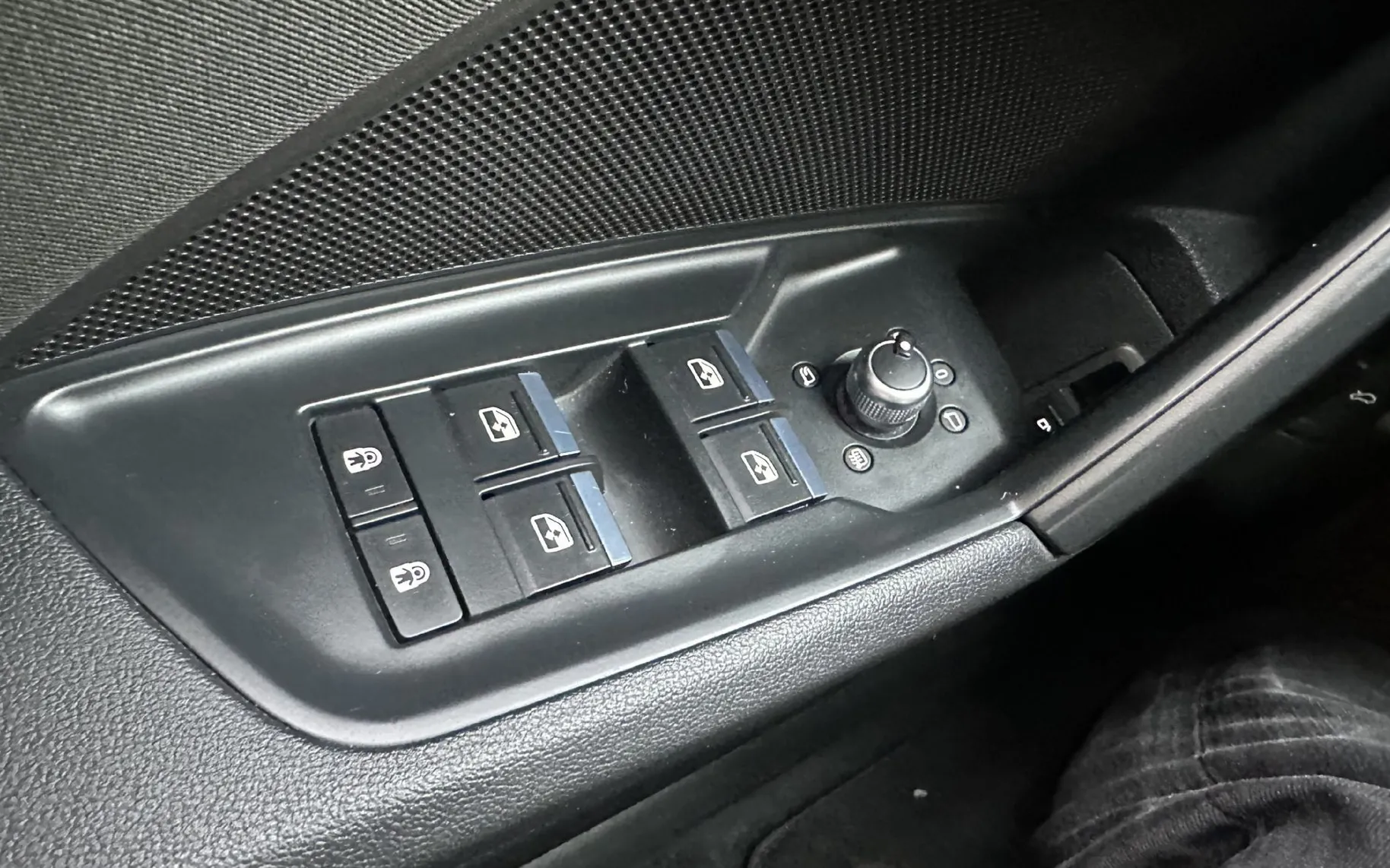 Zunanja slika - Audi A3 - 40 TFSI e Business Stronic 150kW.KAMERA.LED.BENCIN - 11