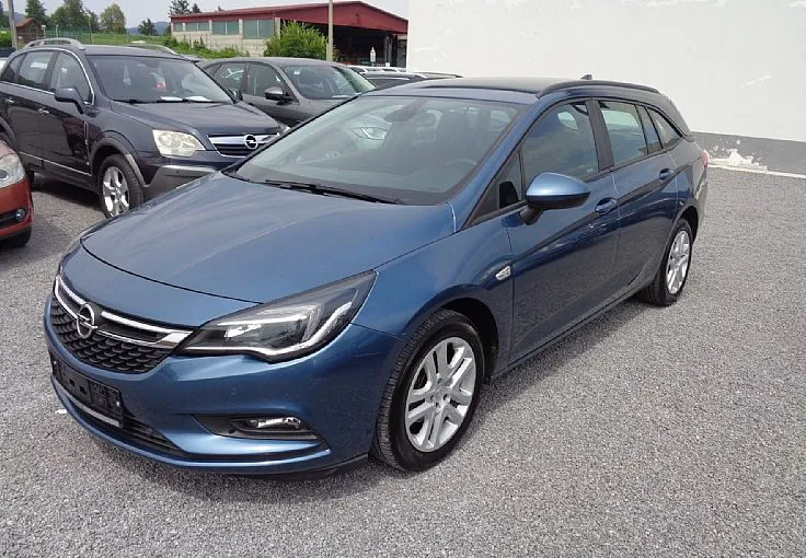Zunanja slika - Opel Astra - ST 1.6 CDTI - VLEČNA KLJUKA - SERVISNA ZGODOVINA - 1