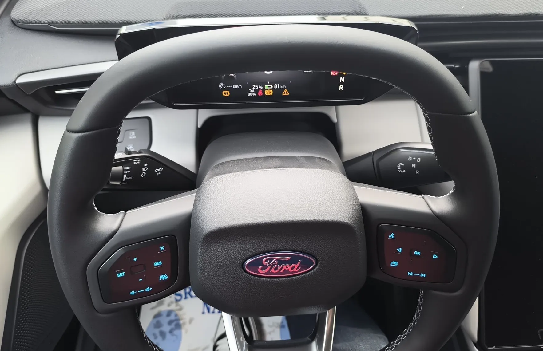 Zunanja slika - Ford Explorer - EV STYLE 170PS 52KWH RWD - 11