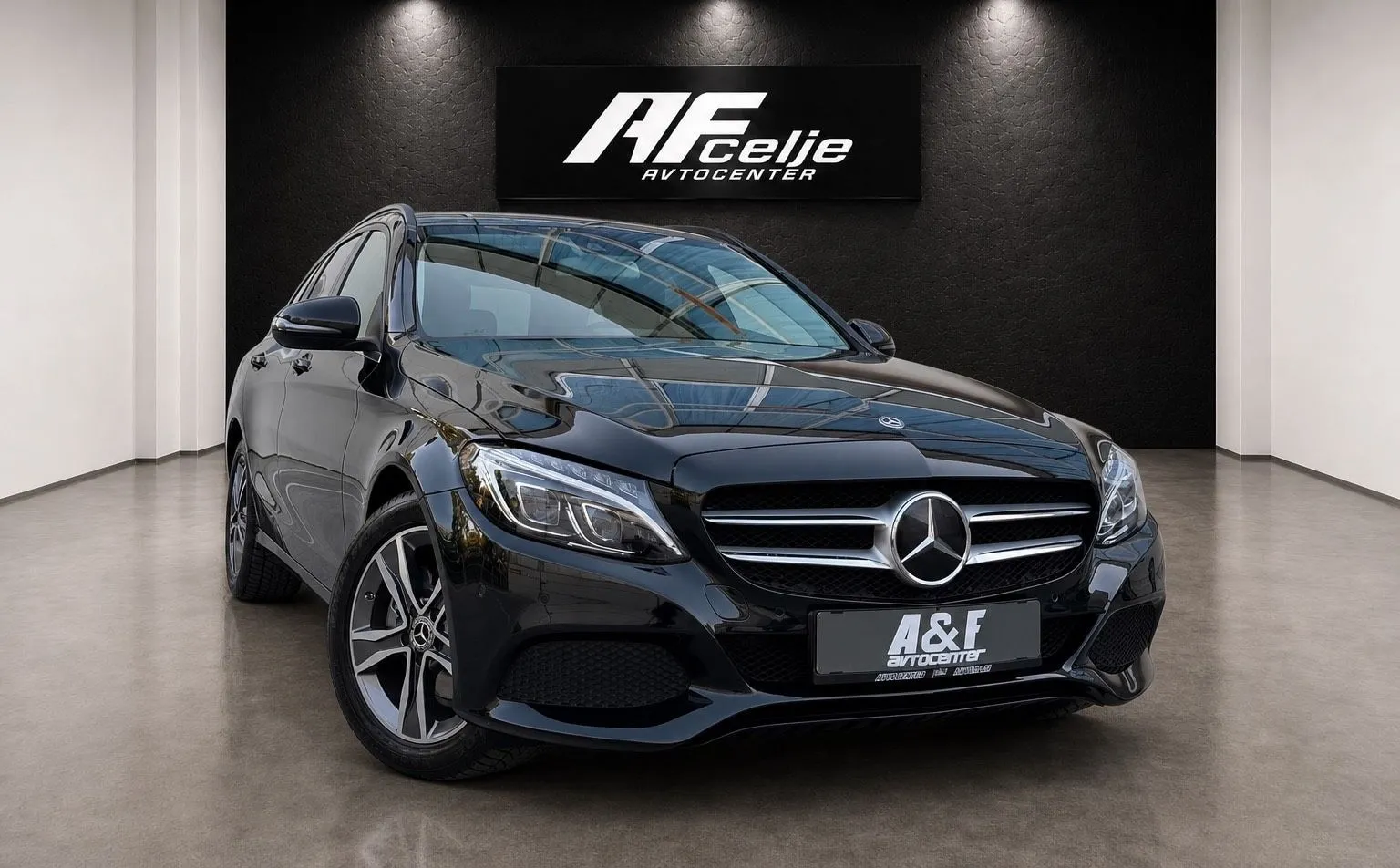 Zunanja slika - Mercedes-Benz C-Razred - 220CDI-AUT-SPORT-FUL LED-LIZING ZA TUJCE-ACC-NAV - 3
