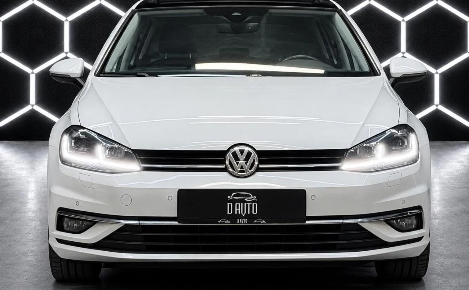 Zunanja slika - Volkswagen Golf - 2.0 TDI Highline|PANORAMA|LED|ACC|KAMERA|PERLA| - 2