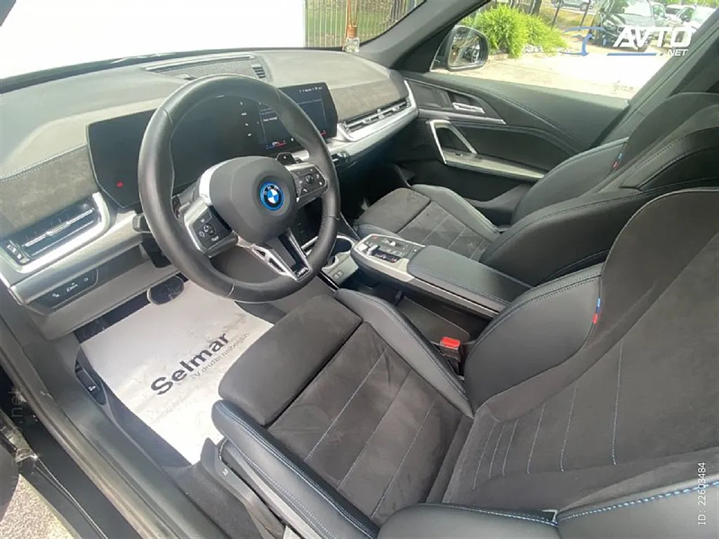 Zunanja slika - BMW X1 - xDrive30e - 6