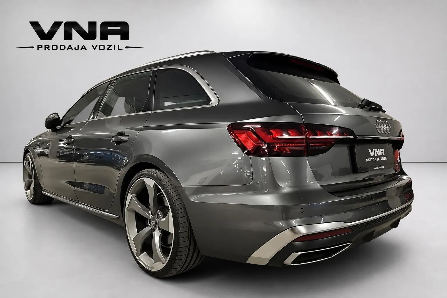 Zunanja slika - Audi A4 Avant - quattro 40 TDI S-LINE |MATRIX|AMBIENT|KLJUKA|TOP| - 4