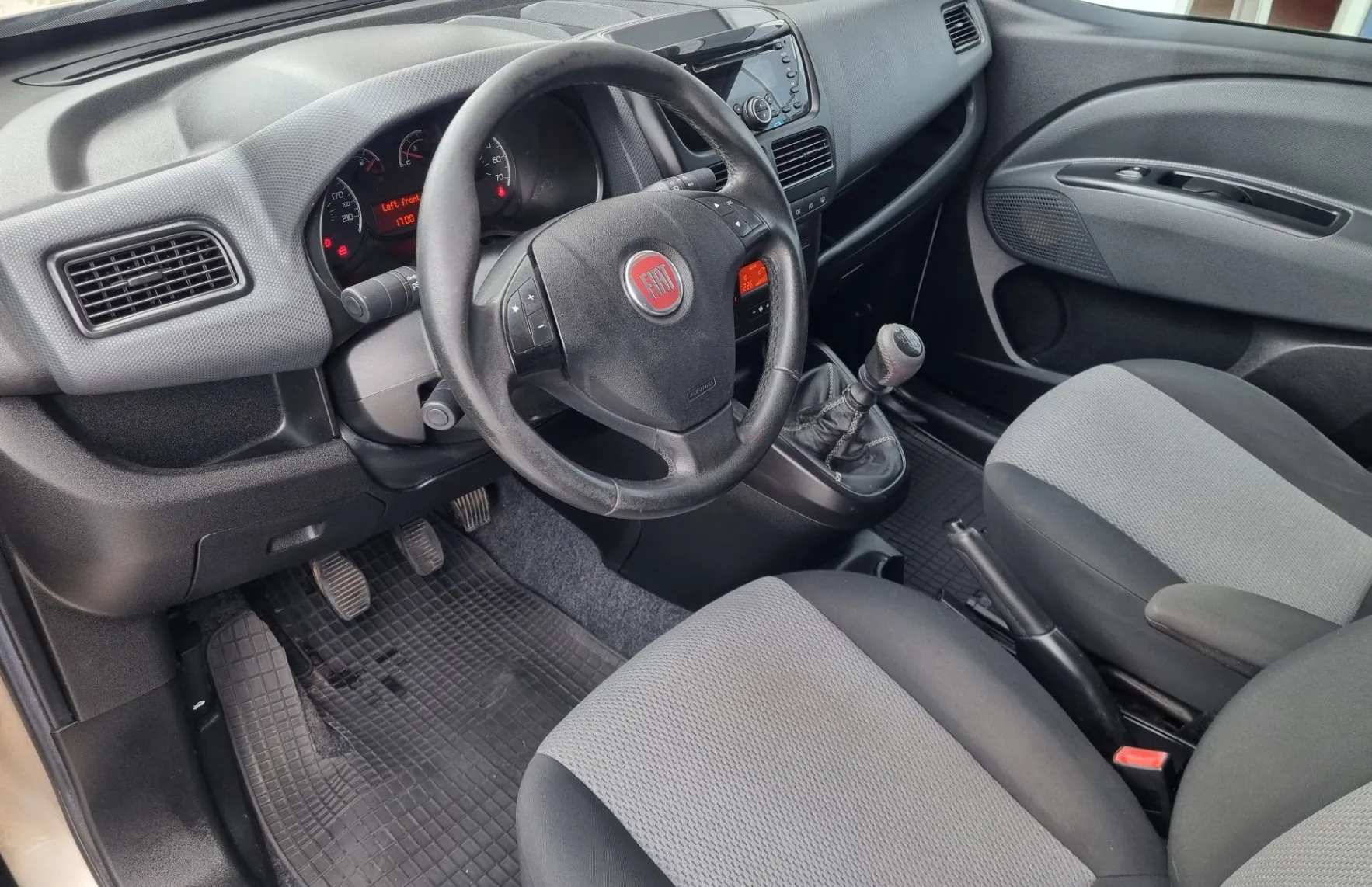 Zunanja slika - Fiat Doblo - 1.6 JTD - SLOVENSKI + POTRJENA KNJIGA + KLJUKA - 8