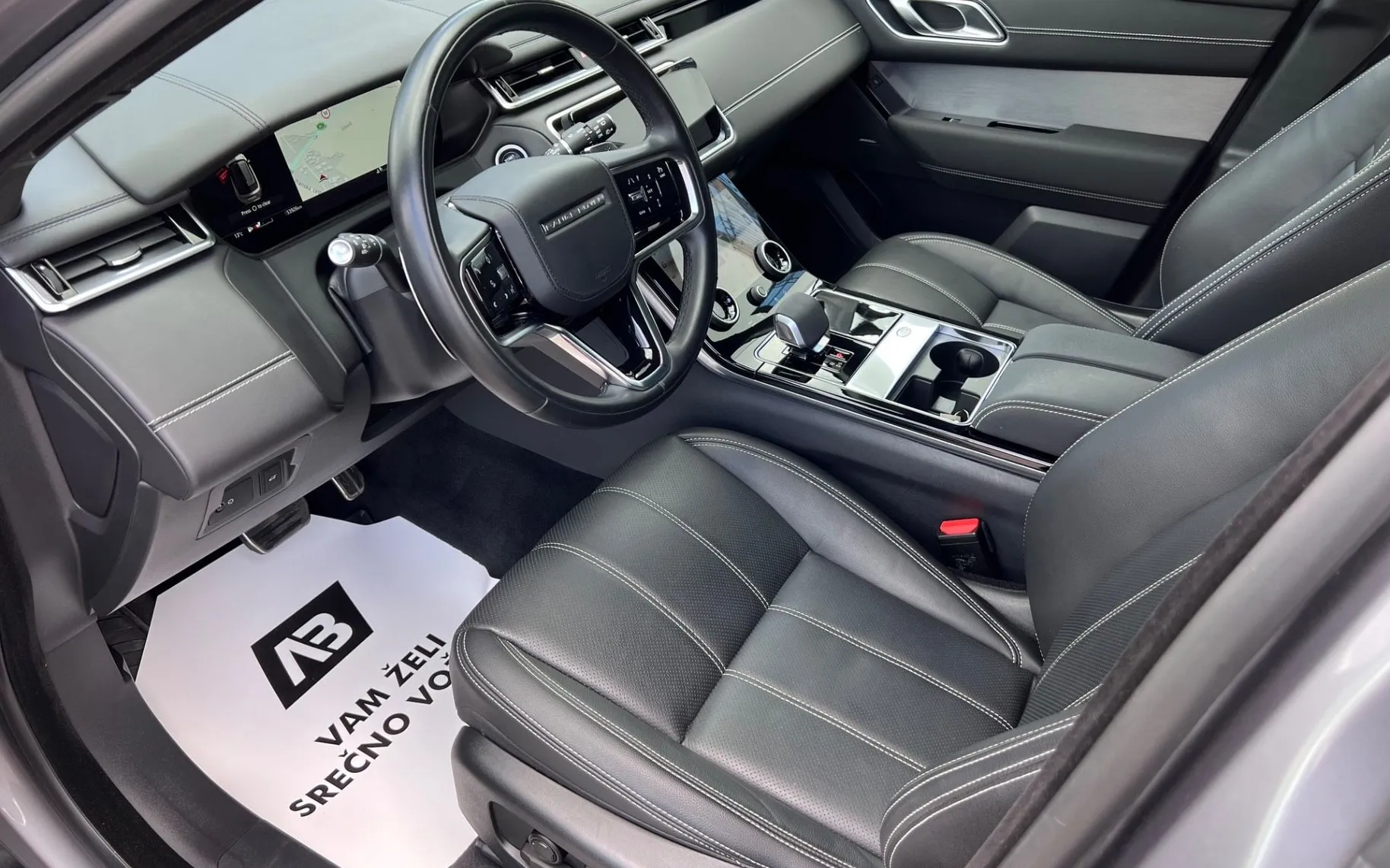 Notranja slika - Land Rover Range Rover Velar - R-DYNAMIC+SLO+1.LAST+MATRIX+3D+ACC+AWD+HF-FI... - 9