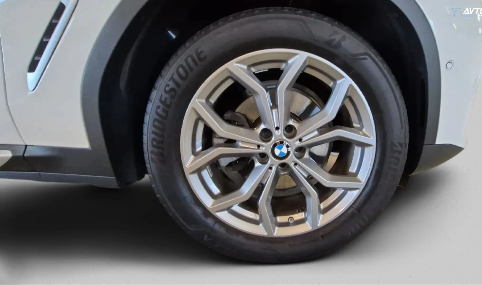 Zunanja slika - BMW X4 - xDrive20d - 4