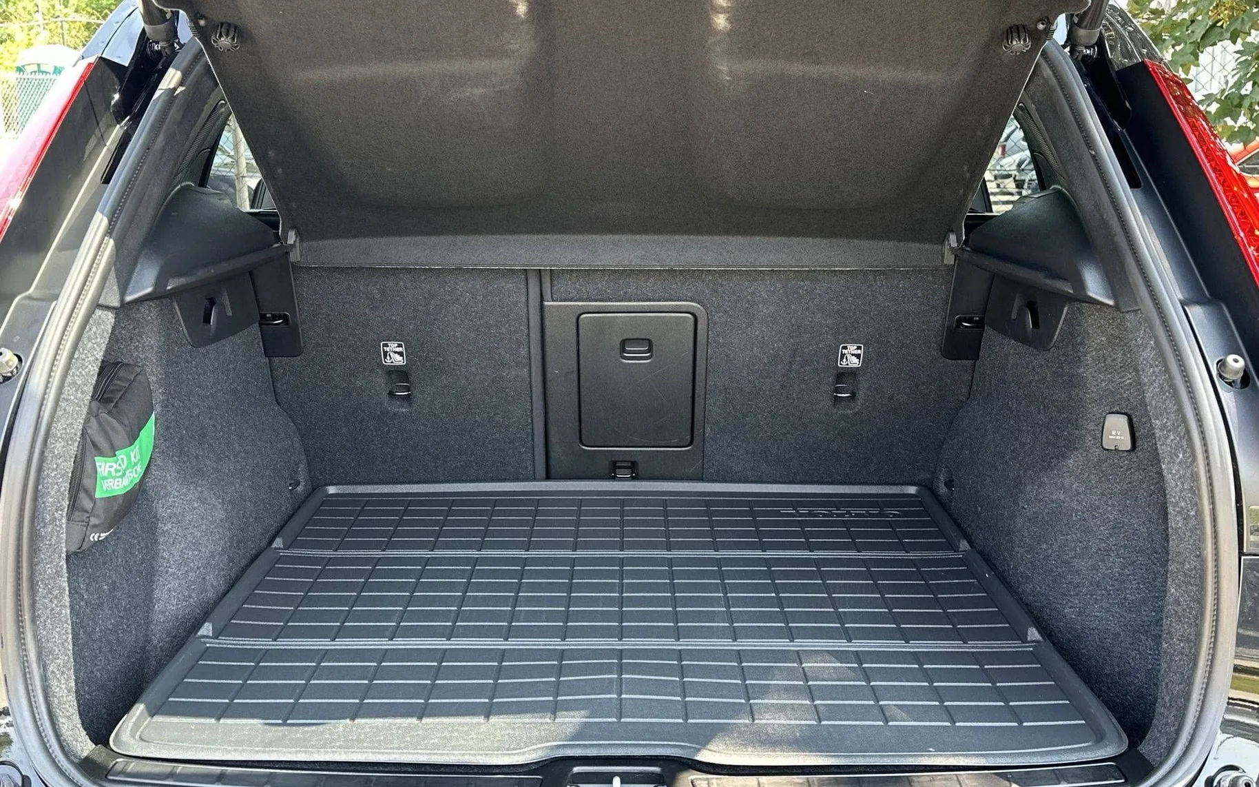 Notranja slika - Volvo XC40 - B4P Ultra Black Edition Avt. - 12