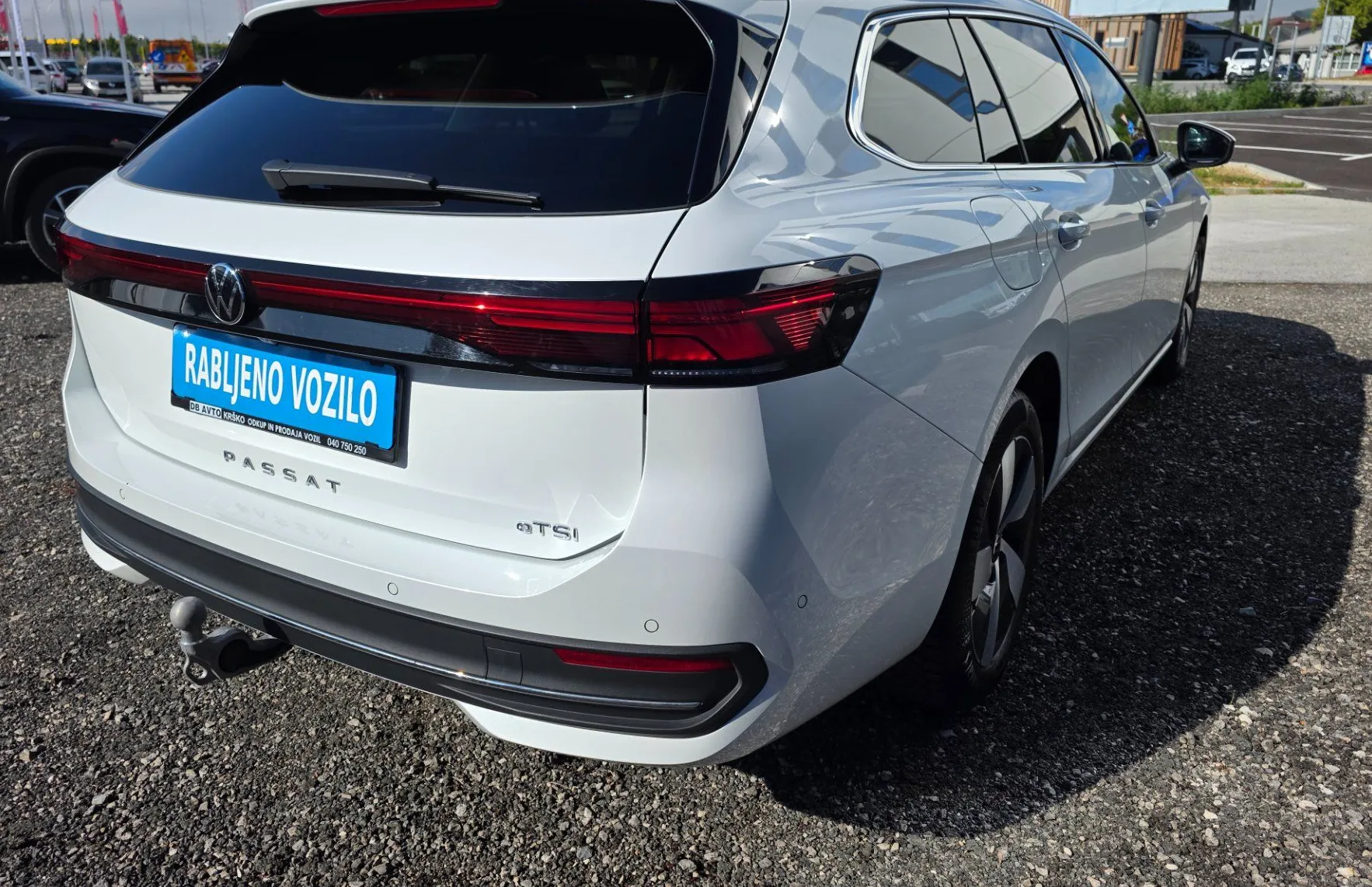 Zunanja slika - Volkswagen Passat - Variant 1.5 eTSI BMT Business DSG -PERLA BELA- beri opombe - 3