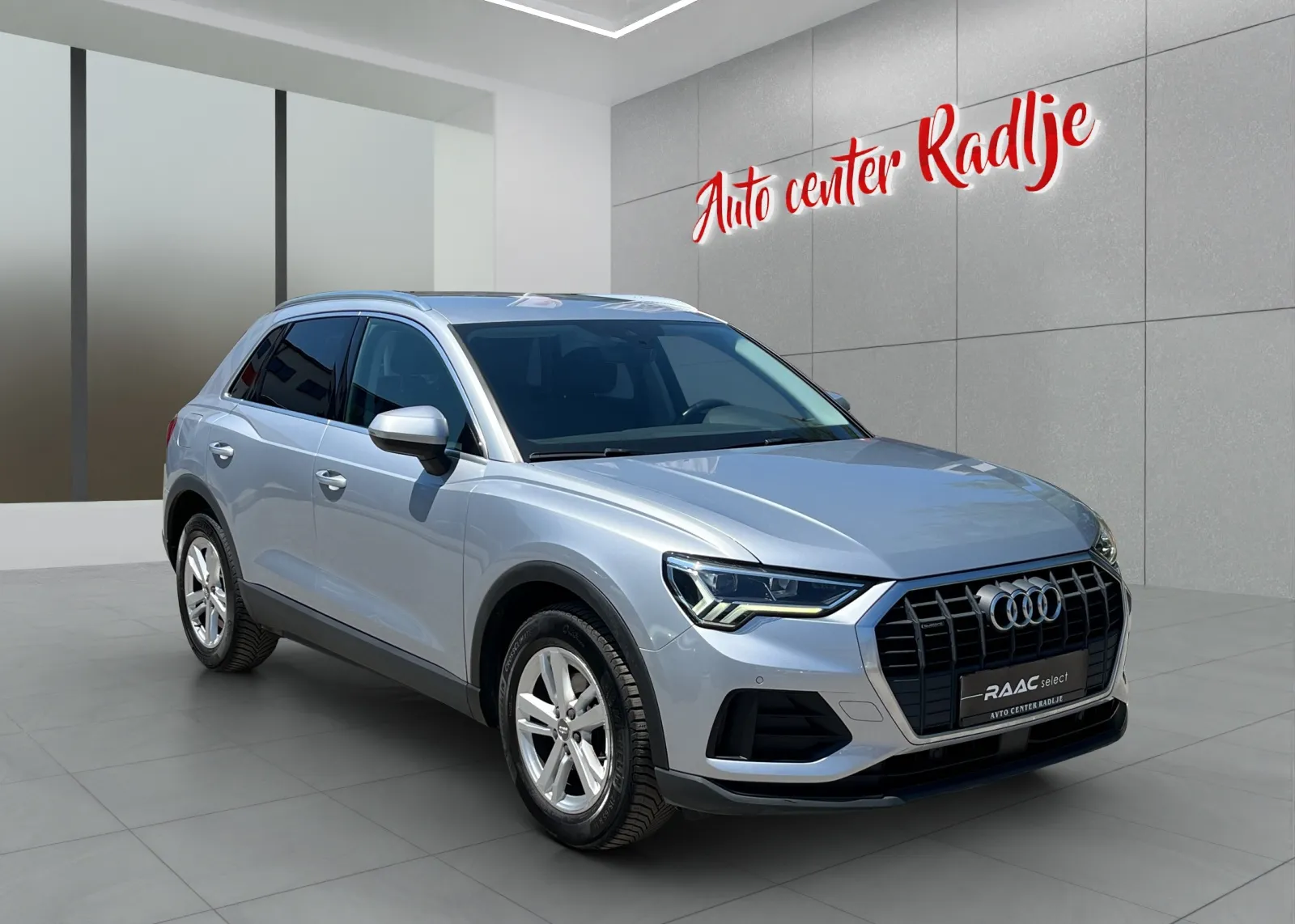 Zunanja slika - Audi Q3 - 2,0 TDI S tronic Quattro - 1