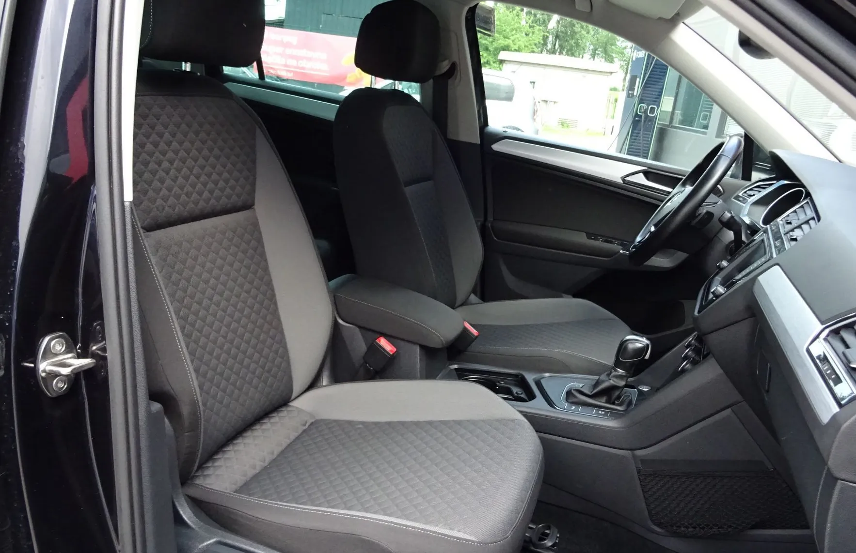 Zunanja slika - Volkswagen Tiguan - 2.0 TDI SCR BMT DSG COMFORTLINE 150KM-LEP- - 8