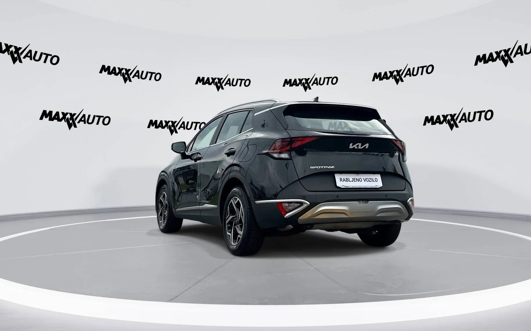 Notranja slika - KIA Sportage - 1.6 T-GDI MHEV LX Fresh ISG DCT - 7