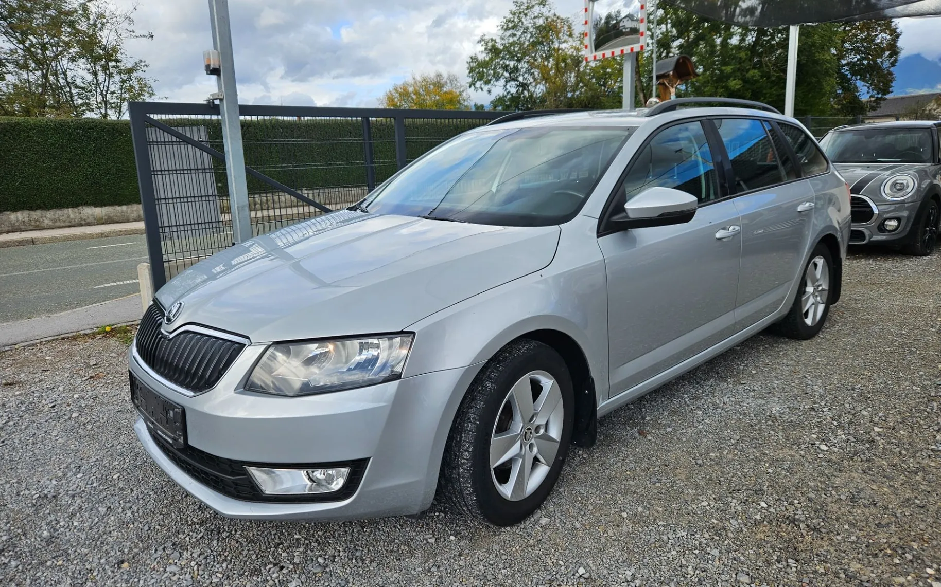 Zunanja slika - Škoda Octavia - 1.6 TDI Family - 11