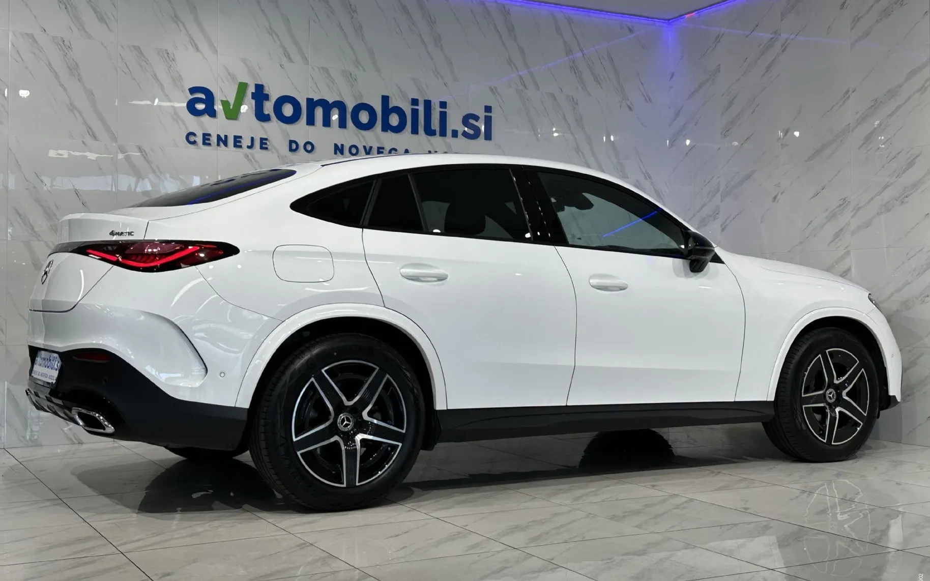 Zunanja slika - Mercedes-Benz GLC coupe - 200 |4M|AMG Line|ACC|DigitalL|360K|Memory|KeyGo|.. - 6