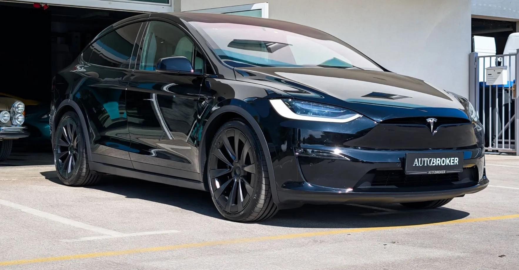 Zunanja slika - Tesla Model X - Plaid All-Wheel Drive Yoke Avtopilot kljuka - 3