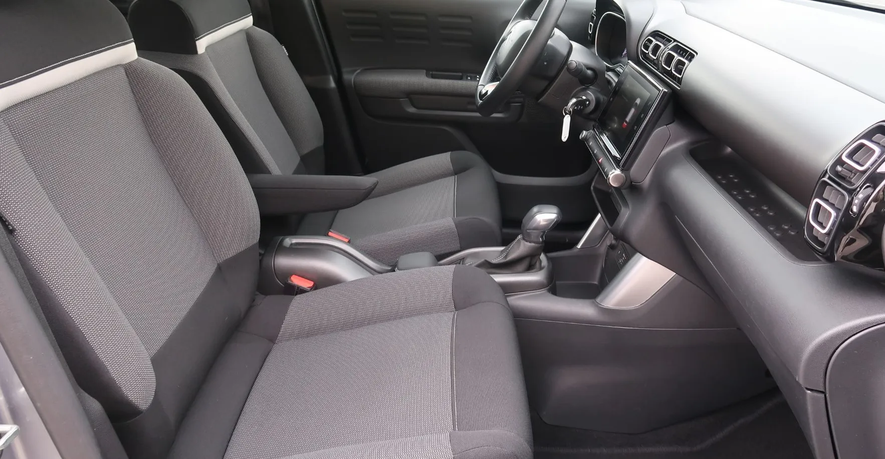 Zunanja slika - Citroën C3 Aircross - BlueHDi 120 S S EAT6 NAVI PDC - 14