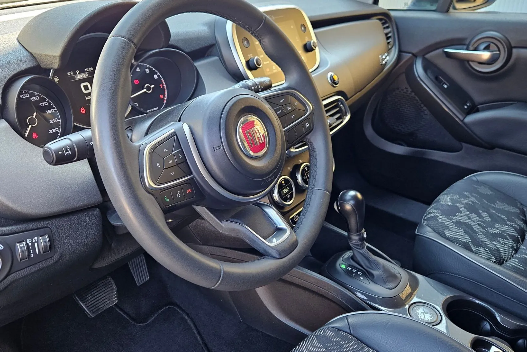 Zunanja slika - Fiat 500X - CROSS 1.3 GSE T4 TCT - 13