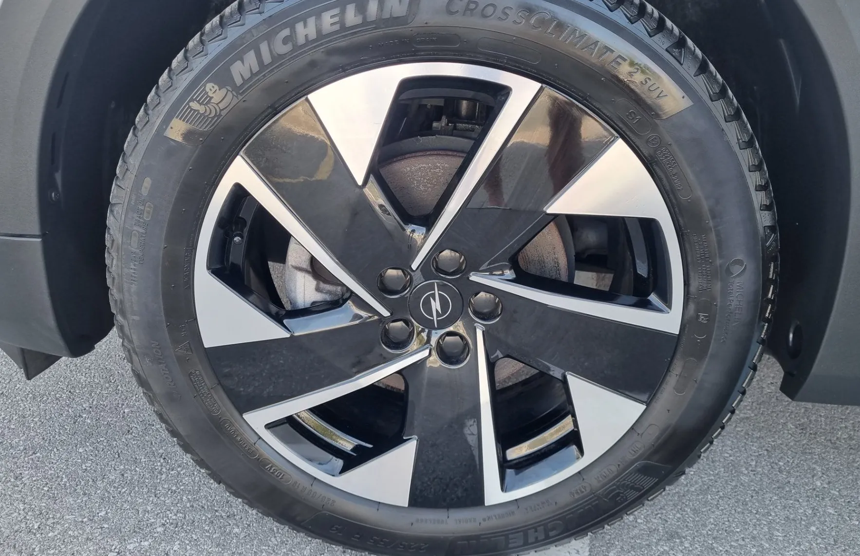 Zunanja slika - Opel Grandland - 1.2 MHEV Avtomatik - SAMO 28.780km - TOP OPREMA - 14