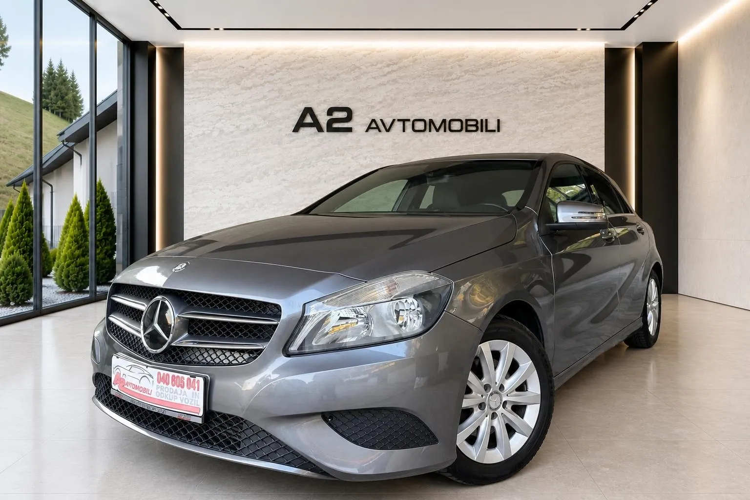 Notranja slika - Mercedes-Benz A-Razred - 180 -AMG SEDEŽI-KLIMA-ALU- - 9