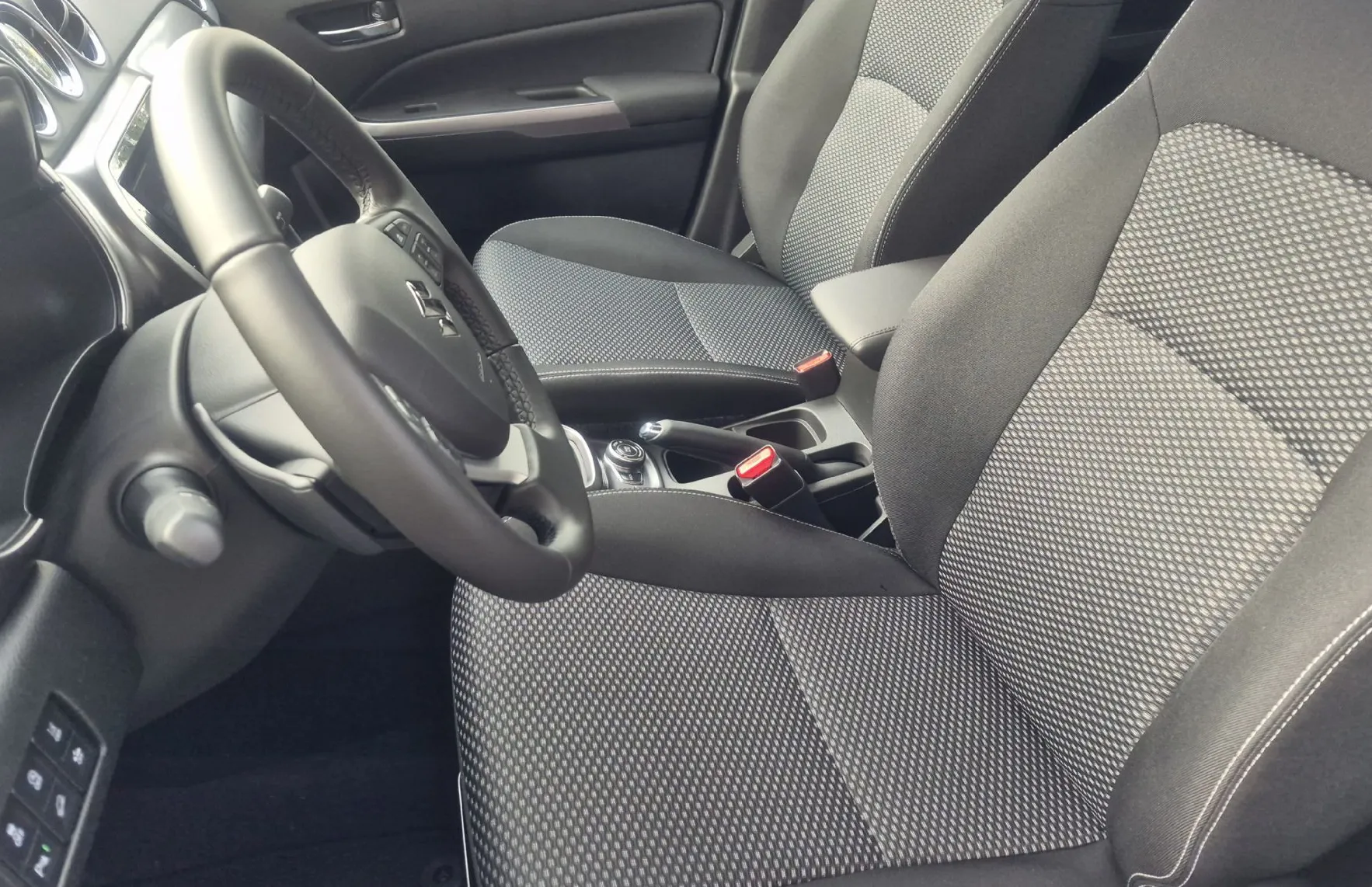 Zunanja slika - Suzuki Vitara - 1.4 BOOSTERJET HYBRID PREMIUM ALLGRIP at - 10
