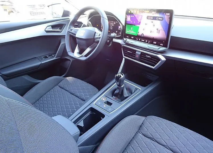 Zunanja slika - Seat Leon - 1.5 TSI 85KW FR - VLEČNA KLJUKA - - 9